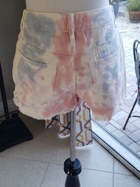 PacSun Women's Tie-Dye High-Waist Jean Shorts in Pink & Blue